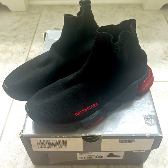 Balenciaga 42 - Picture 1 of 3